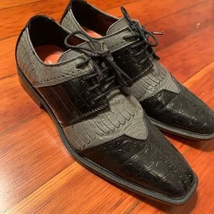 Dress up shoes